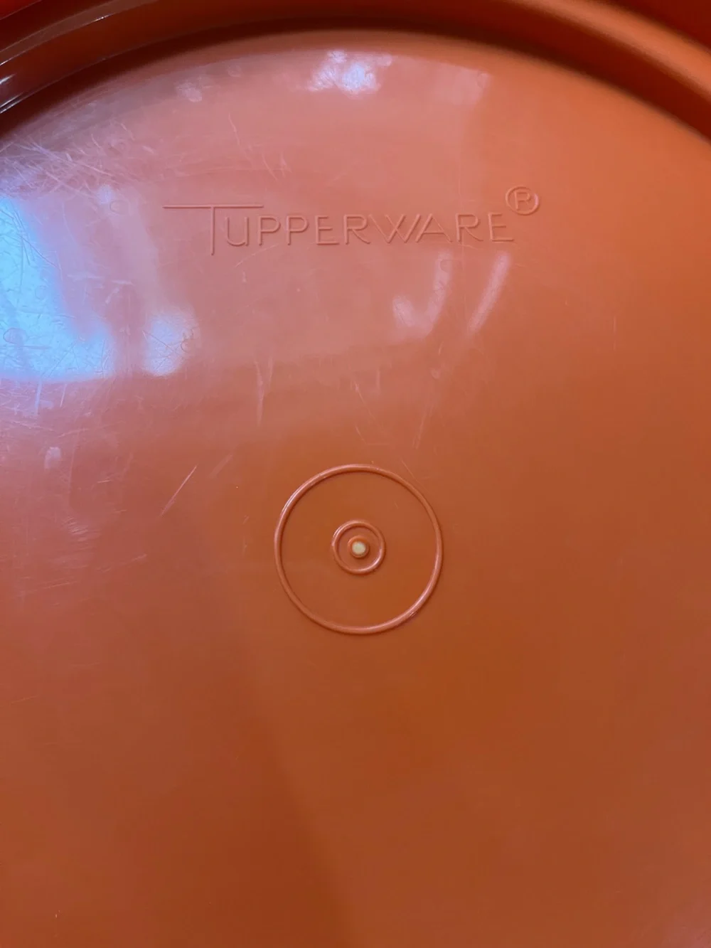 Vintage Tupperware 684-6 Round Cake Taker Carrier Orange Base